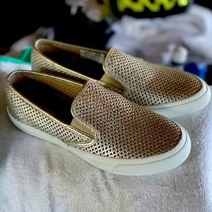 Gold Sperry flats